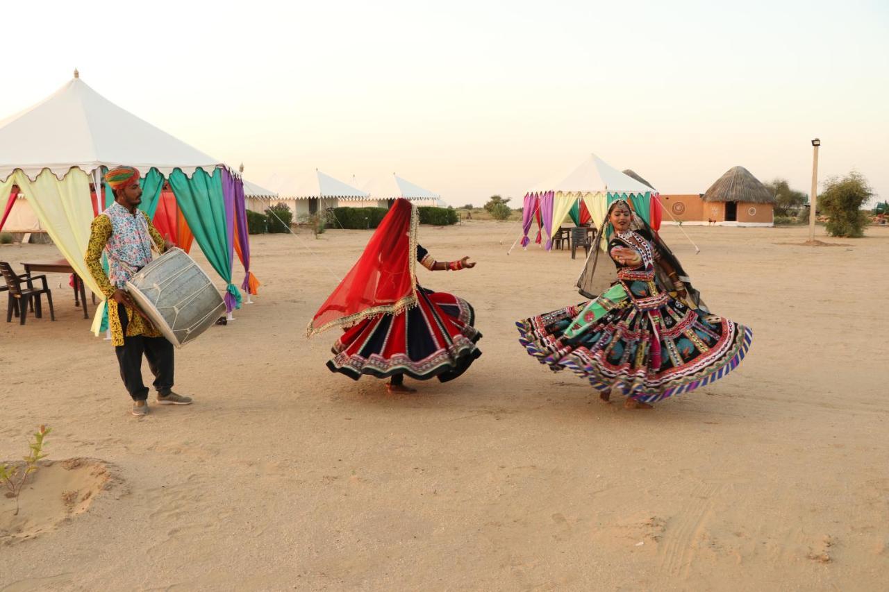 Sunny Desert Camp Kūri Zewnętrze zdjęcie