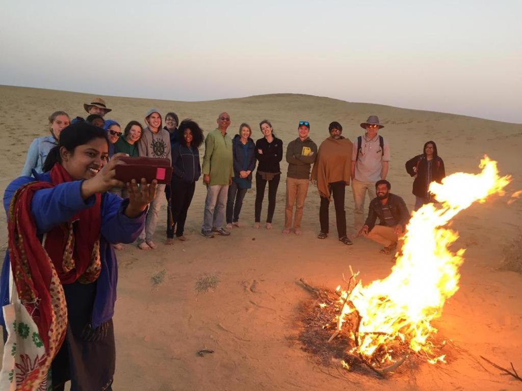 Sunny Desert Camp Kūri Zewnętrze zdjęcie