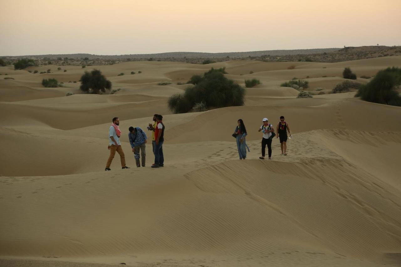 Sunny Desert Camp Kūri Zewnętrze zdjęcie